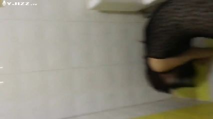 [2017精品合集5月]-扣穴自慰时被猛男发现 结果免不了一顿爆操