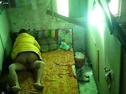 很会玩的民工大哥换着体位玩上面小姐 这两百块花的真值