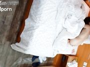 和朋友37岁的老婆宾馆开房这骚货床上技术超级好 让我对她流连忘返