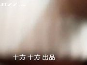 年轻学生妹刚开苞没多久就被土豪带到酒店粗暴调教 好心疼