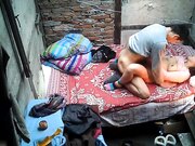 烂尾楼简陋地下室有点姿色的美乳良家少妇鸡接客腰上贴子膏药的打工仔