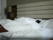 胳膊受伤了小哥酒店约操极品身材的女友露脸