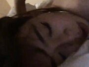 女神级性感气质白领美女和公司领导下班酒店偷情啪啪时突然接到男友电话查岗