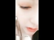 长得有点像迪丽热巴的妹子跟胖哥直播露脸做爱