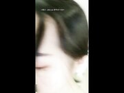 刚刚发育出阴毛的妹子在酒店跟大胖哥做爱最后冲刺没拔出来直接内射了