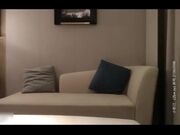 深夜场约了个白衣少妇，穿上连体网袜沙发操