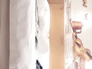 外围小姐姐甜美可爱，苗条黑丝口交近景展示，床上暴操娇喘不断