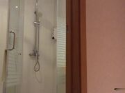 身材不错的年轻情侣酒店浴室啪啪妹子翘臀撅起屁股被勐烈后插到啊啊大叫