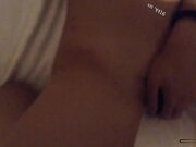 身材不错的年轻情侣酒店浴室啪啪妹子翘臀撅起屁股被勐烈后插到啊啊大叫