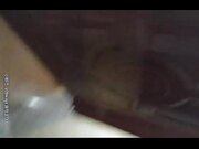 按摩妹被带到出租屋玩双飞，抱起嫩妹爆草