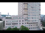 市人民医院新来的小护士玲玲遭遇潜规则被胁迫口爆吃精