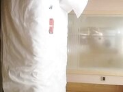 酒店约操小萝莉 大屌猛男又开始暴力摧残小花朵 表情痛苦他越兴奋